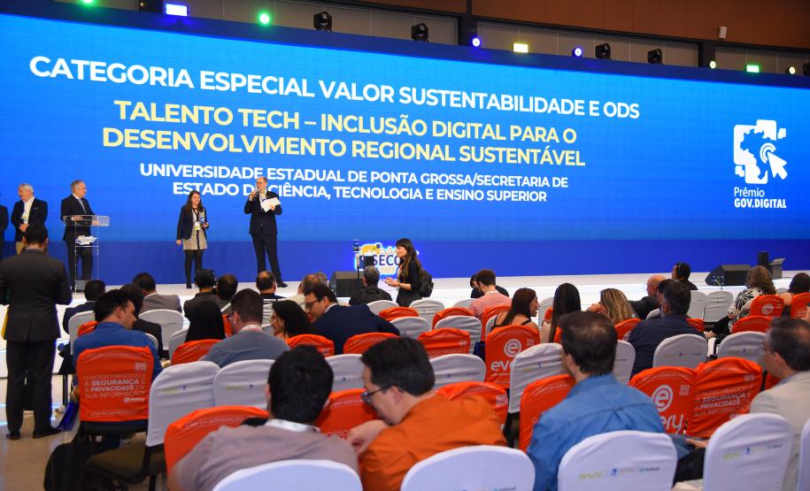 Talento Tech e Ecossistema Digital: Paraná conquista prêmios nacionais de tecnologia