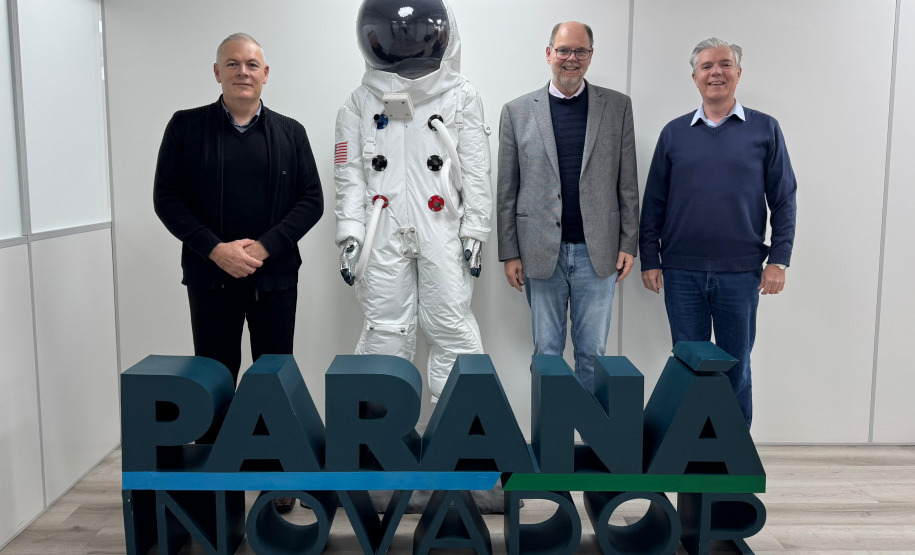 Secretário Alex Canziani recebe na Seia o prefeito de Jaguapitã