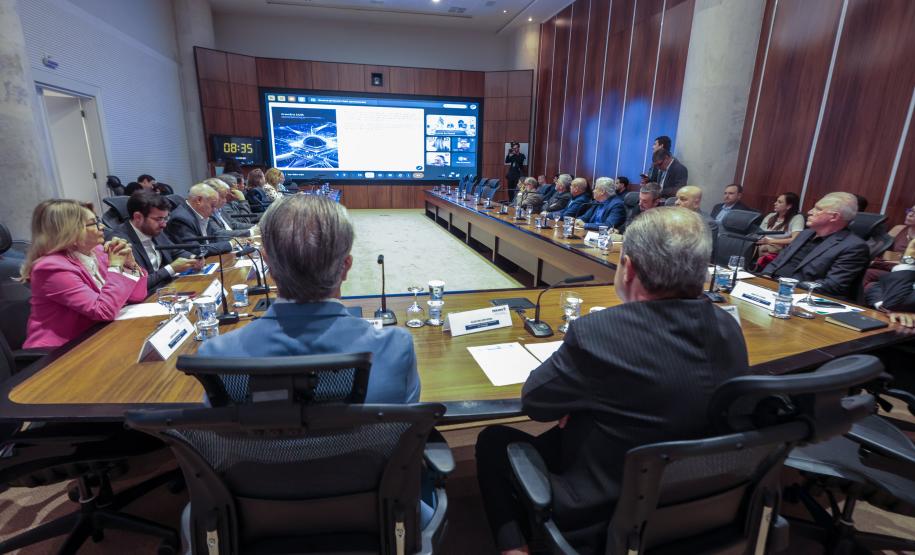 Governo do Estado apresenta avanços no Fundo Paraná de fomento científico e tecnológico