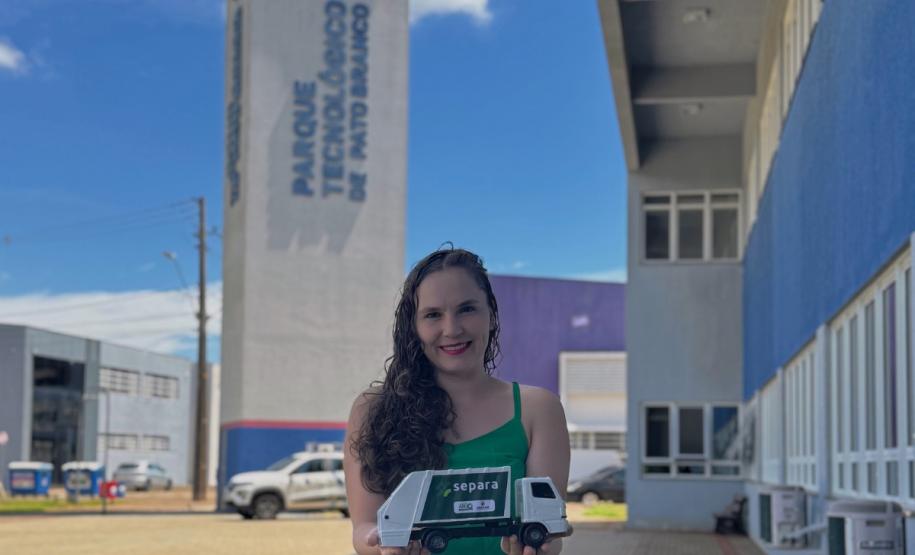 Apoiada pelo Estado, startup de Pato Branco desenvolve "saco de lixo inteligente"