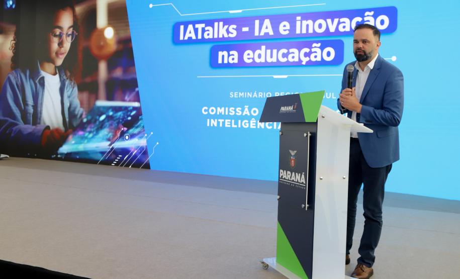 Com apoio do Estado, seminário em Curitiba debate Inteligência Artificial na educação