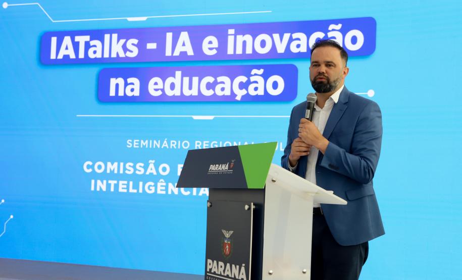 Com apoio do Estado, seminário em Curitiba debate Inteligência Artificial na educação