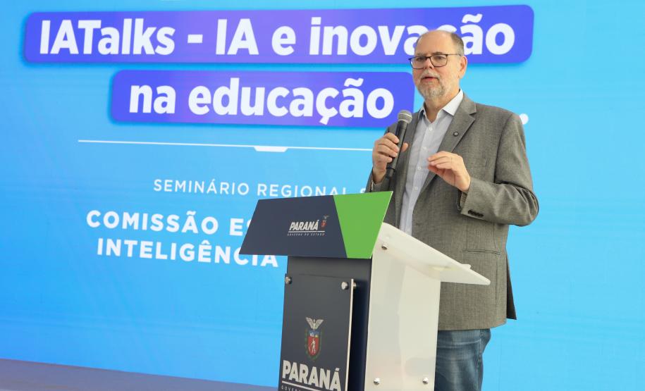 Com apoio do Estado, seminário em Curitiba debate Inteligência Artificial na educação