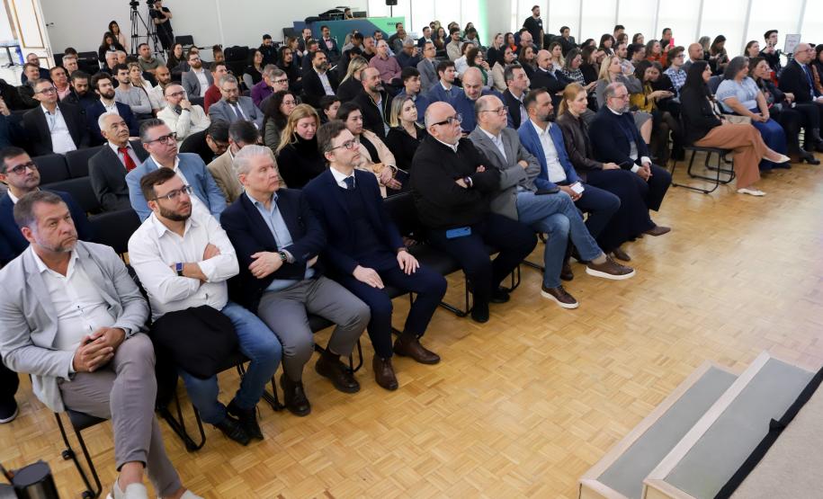 Com apoio do Estado, seminário em Curitiba debate Inteligência Artificial na educação