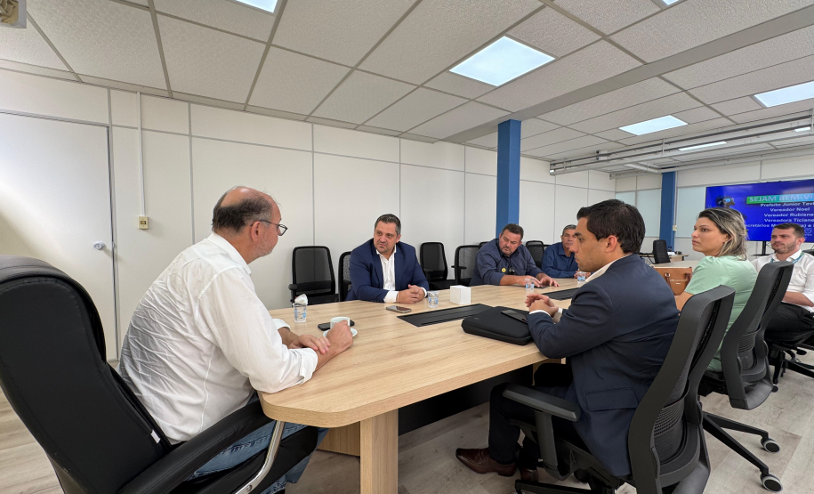 Secretário da Inovação recebe, na SEIA, prefeito e autoridades de Centenário do Sul