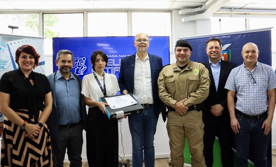 Alunos do Paraná recebem 65 medalhas da Olimpíada Nacional de Inteligência Artificial