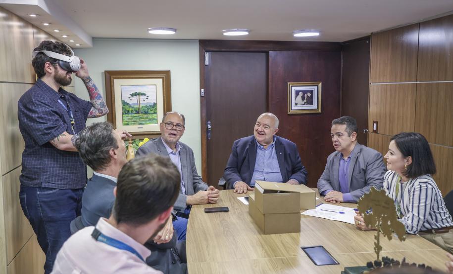 Carretas da Inovação agora contam com óculos de realidade virtual para educação ambiental