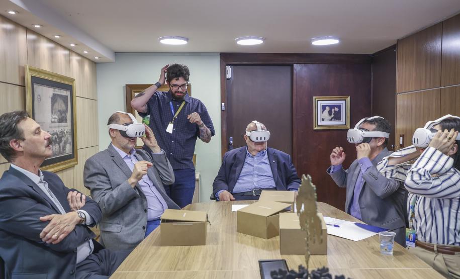 Carretas da Inovação agora contam com óculos de realidade virtual para educação ambiental