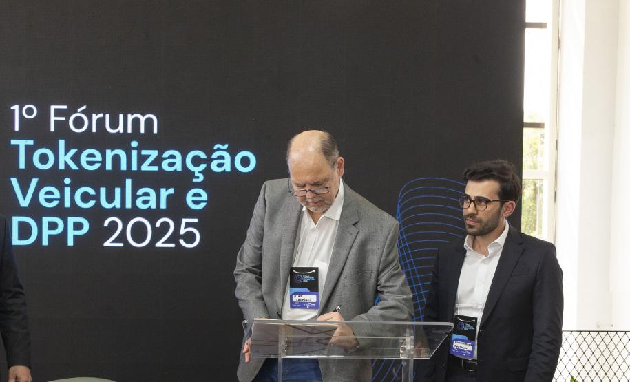 Paraná promove fórum de tokenização veicular e debate futuro da mobilidade digital