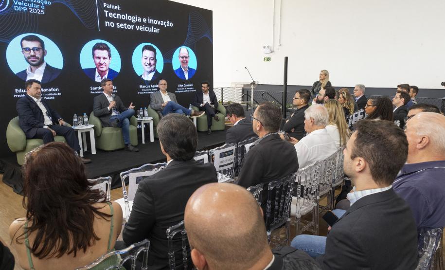 Paraná promove fórum de tokenização veicular e debate futuro da mobilidade digital