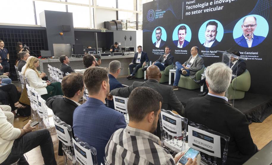Paraná promove fórum de tokenização veicular e debate futuro da mobilidade digital