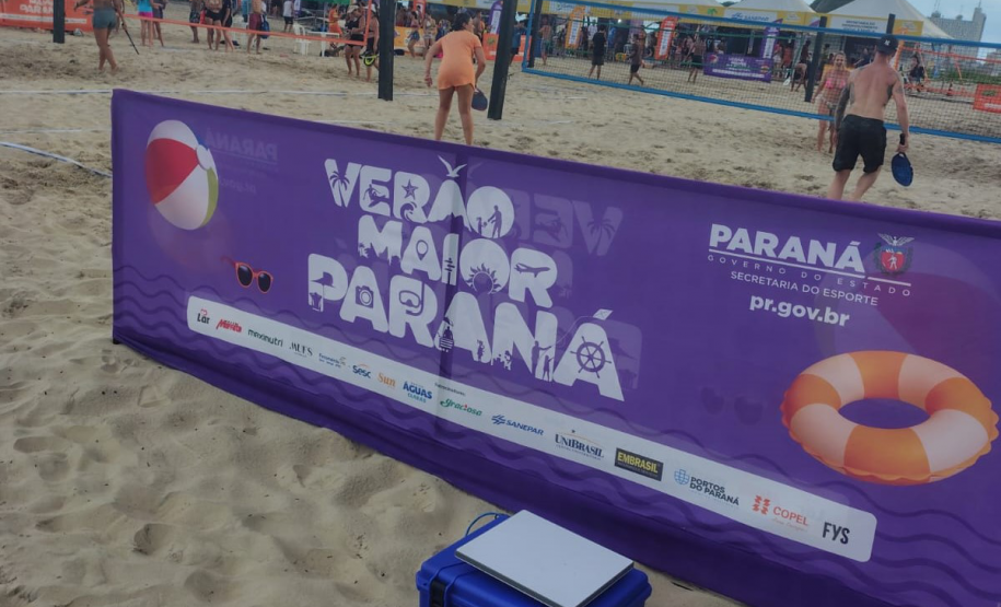 Estado instala equipamento de internet via satélite no Verão Maior Paraná