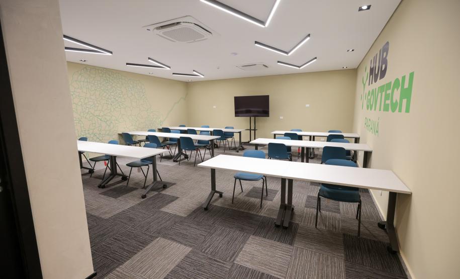 Hub GovTech Paraná inaugura sede em Curitiba e lança primeiro edital de aceleração
