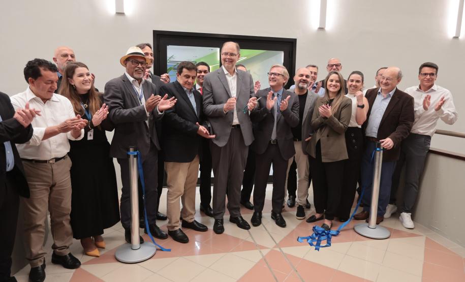 Hub GovTech Paraná inaugura sede em Curitiba e lança primeiro edital de aceleração