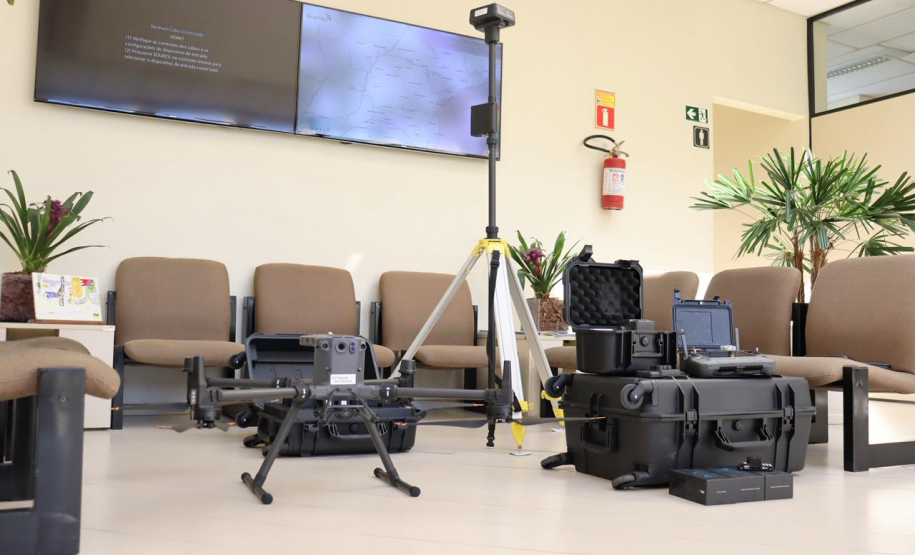 Simepar inaugura sala multimídia com apoio da Secretaria da Inovação e Inteligência Artificial