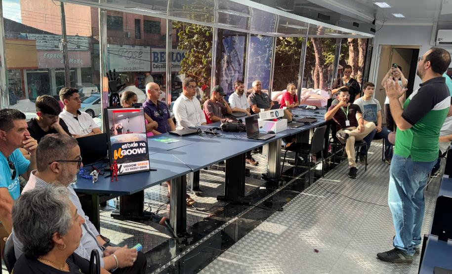 Jaboti e Wenceslau Braz recebem atividades da Carreta da Inovação nesta semana