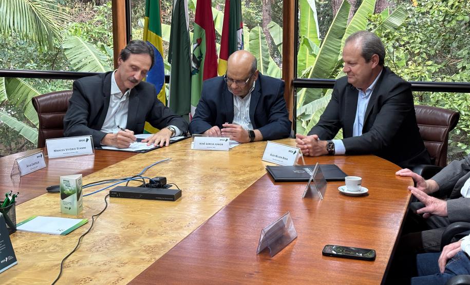 Paraná lança programa de inovação com R$ 20 milhões para projetos de genômica no agro