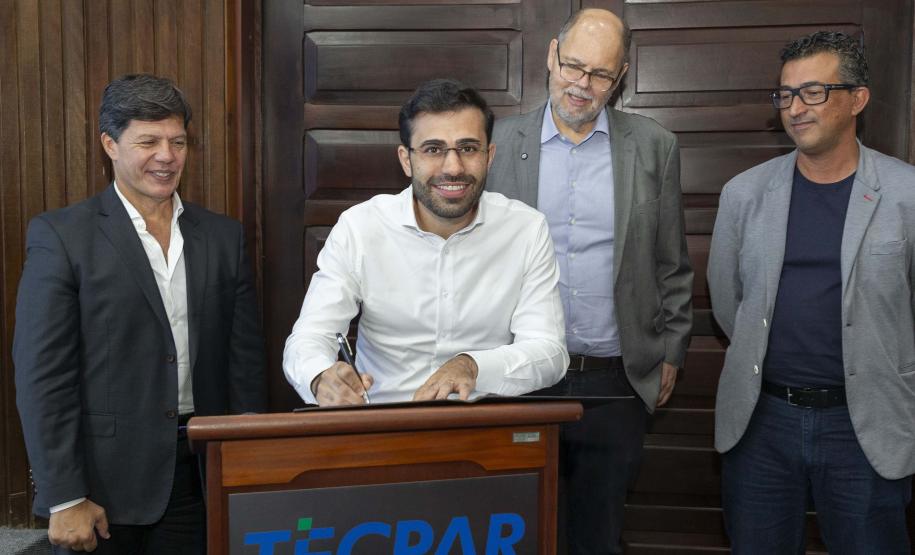 Impulso Inovador: Estado lança projeto para apoiar startups em estágio inicial Foto: Hedeson Alves/Tecpar