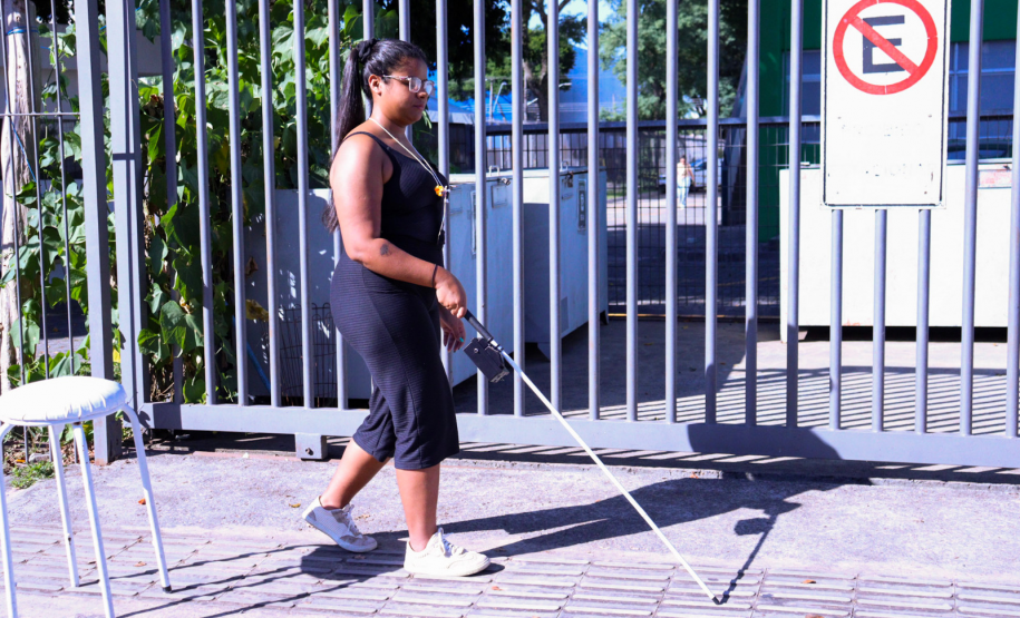 1º concurso de bengalas inteligentes para cegos premia vencedores com R$ 1 milhão