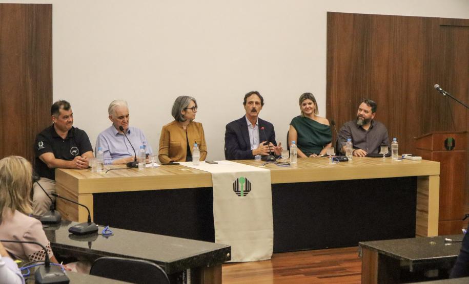 UEL recebe R$ 2 milhões do Estado para projeto de inovação tecnológica em saúde única Foto: Agência UEL