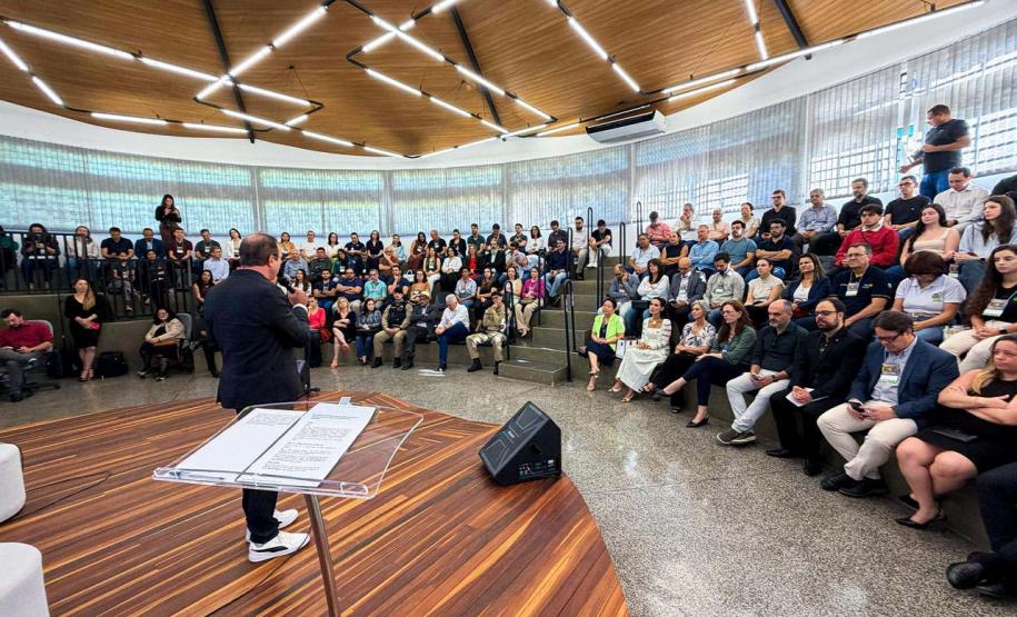Campo Mourão recebe tripla certificação internacional de cidade inteligente
