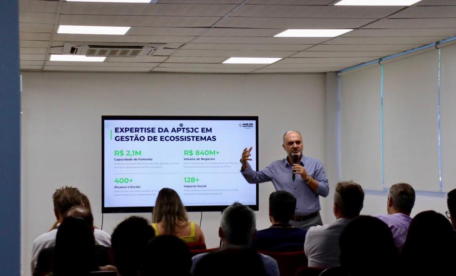 Paraná é referência em políticas públicas de inovação e transformação digital da gestão