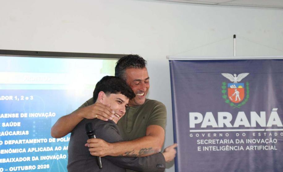 Da zona rural à inovação: programas voltados para jovens do Paraná transformam vida de estudante