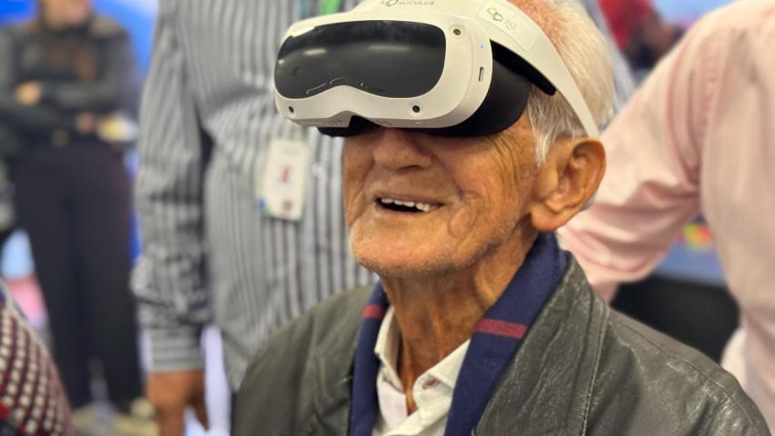 Moradores de Castro e Realeza recebem atividades de tecnologia e inovação