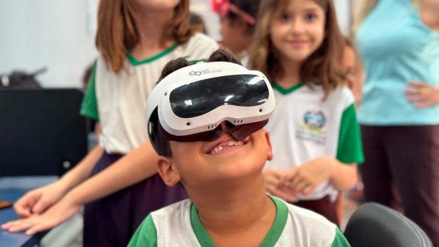 Cambé e Palotina recebem atividades gratuitas da Carreta da Inovação nesta semana